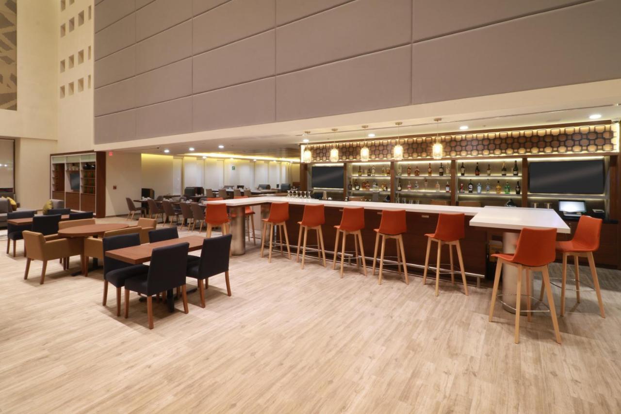 华雷斯城假日酒店 外观 照片